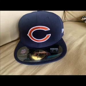 NWT Chicago Bears 59 fifty infield New era hat
Size: 7 1/2